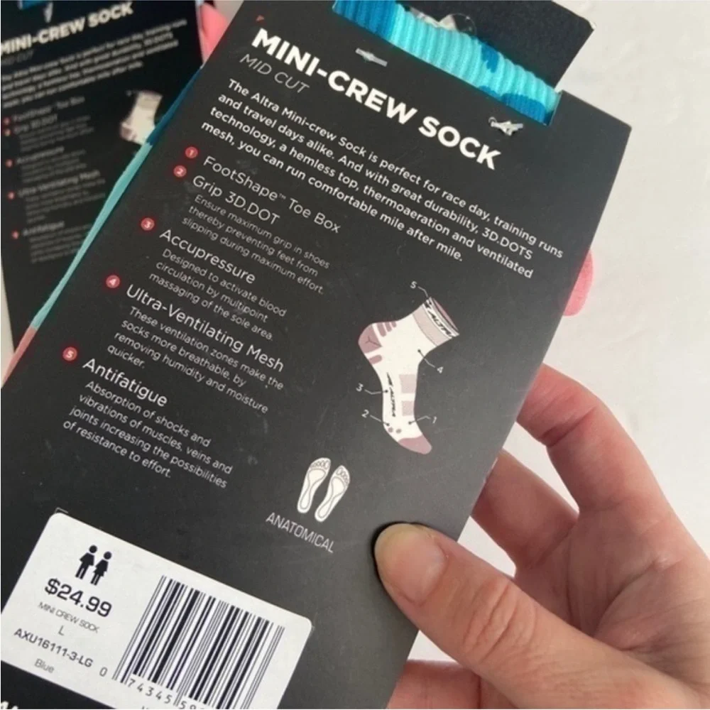 NWT Set of‎ 3 Altra Unisex Mini-Crew Performance Socks Size Large
